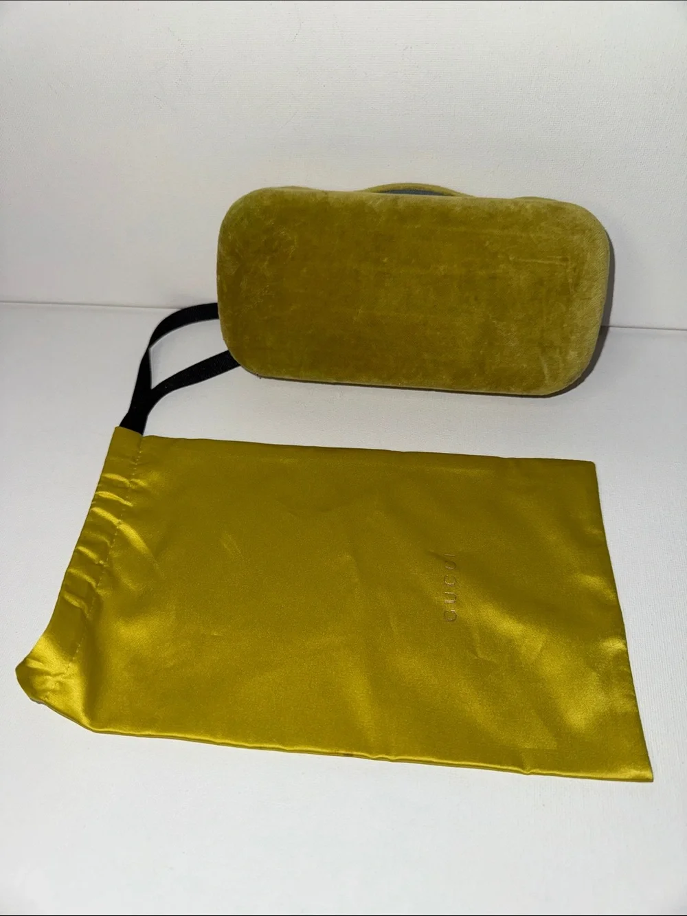 Gucci Sunglasses Case & Drawstring Pouch - Chartreuse Yellow Velvet Clamshell